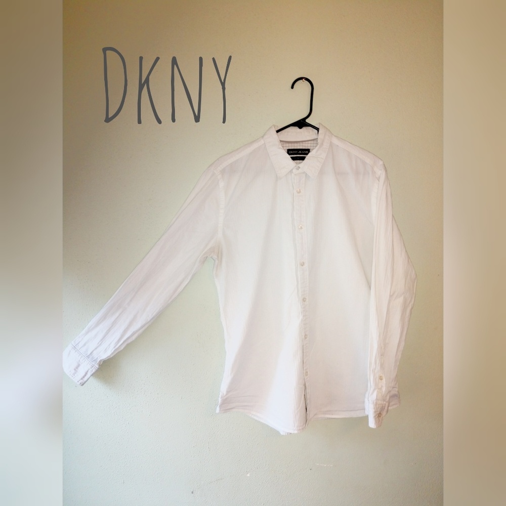 DKNY Slim-Fit Button-Up